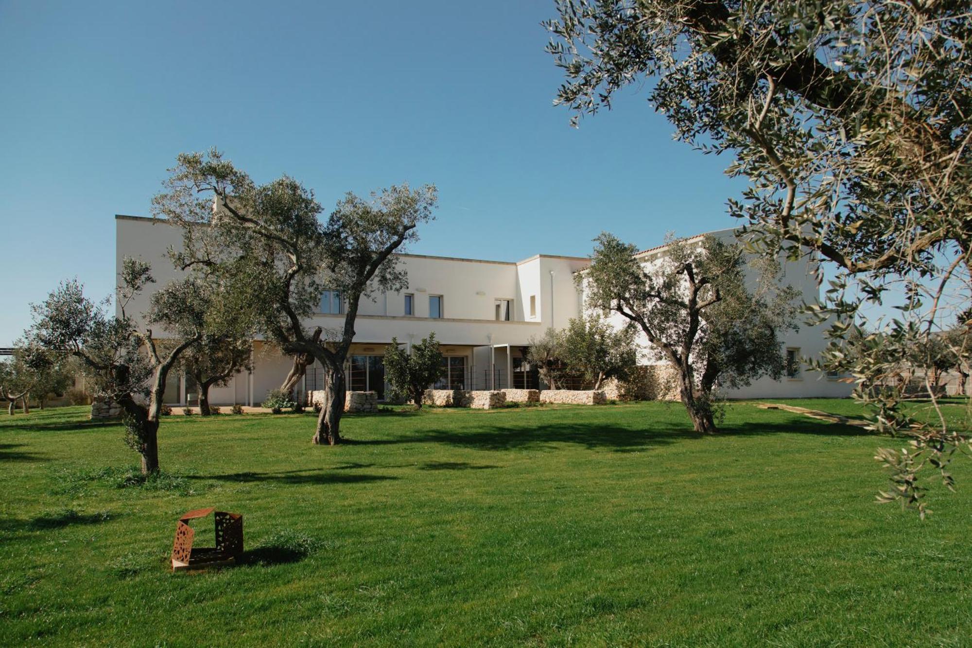 Secolario Masseria Del Viverbene Palmariggi Exteriér fotografie