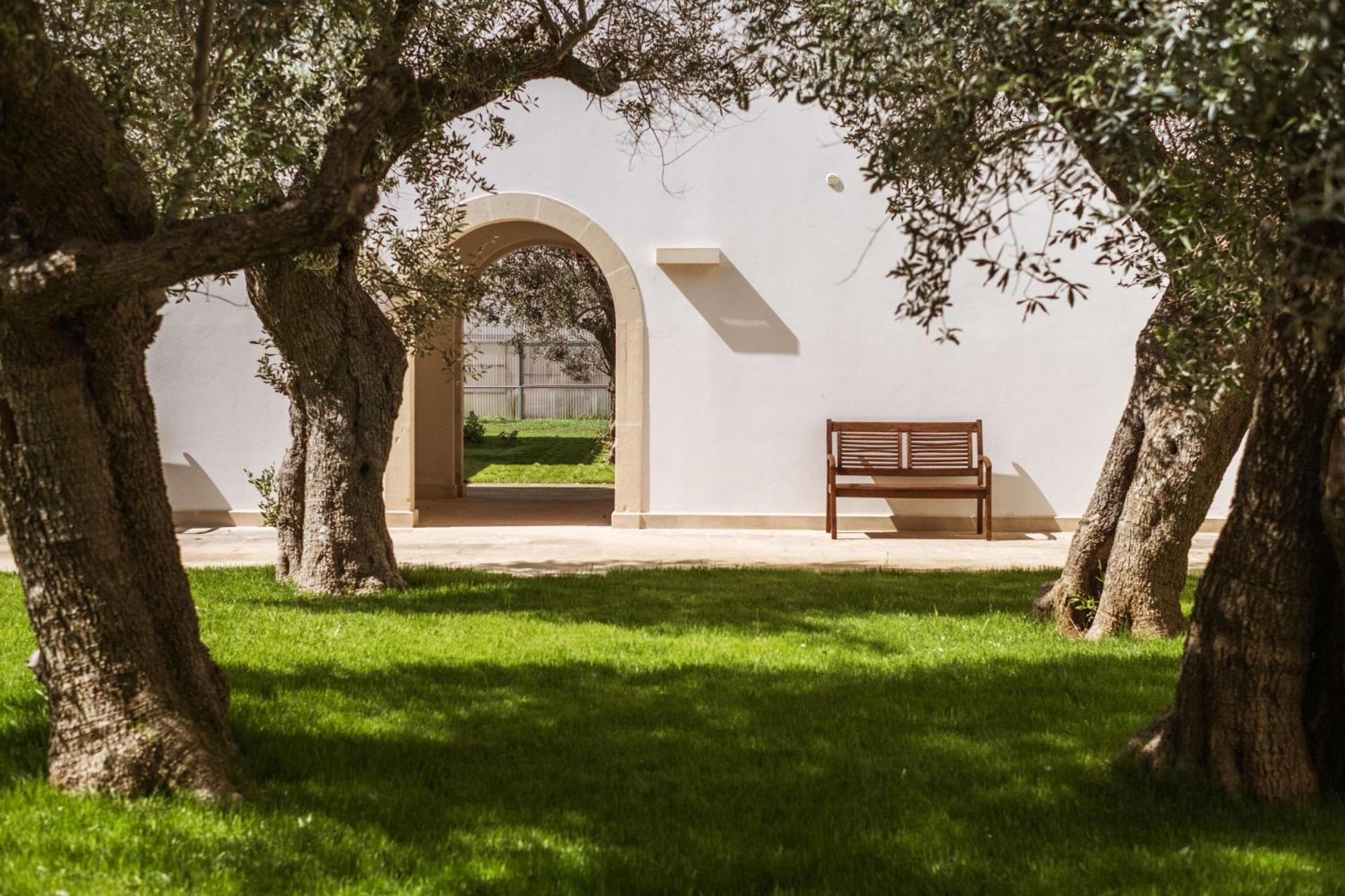 Secolario Masseria Del Viverbene Palmariggi Exteriér fotografie